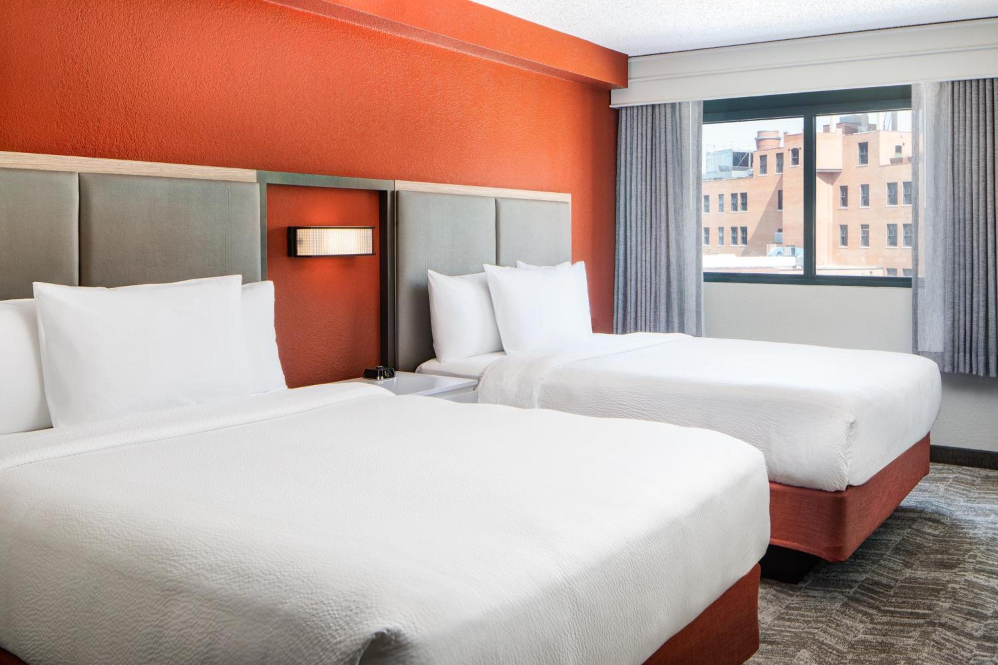 Springhill Suites By Marriott Dallas Downtown / West End Exterior foto