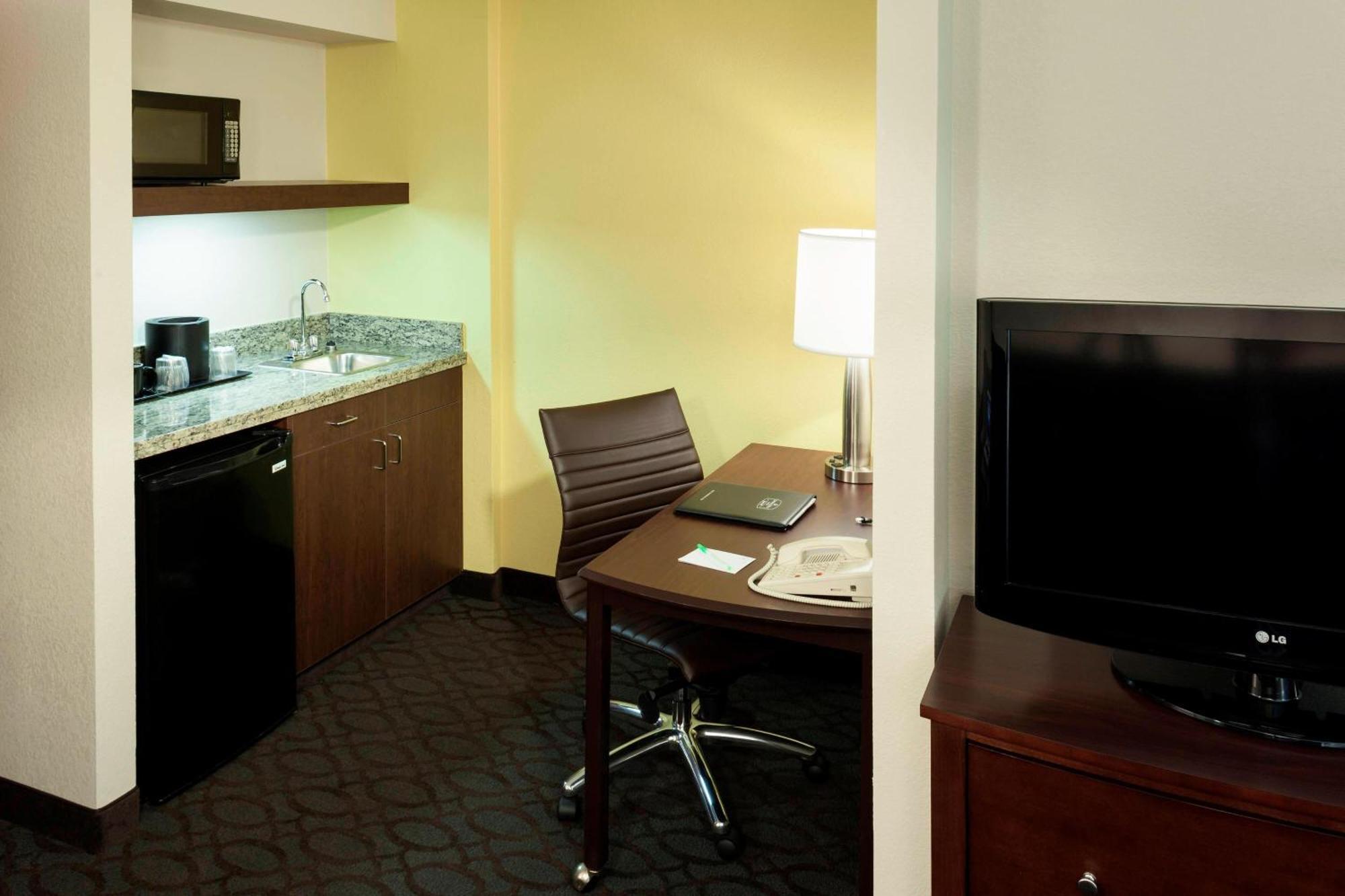 Springhill Suites By Marriott Dallas Downtown / West End Exterior foto